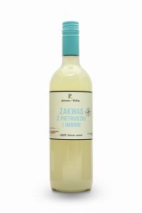 Zakwas z pietruszki  i imbiru 750 ml 